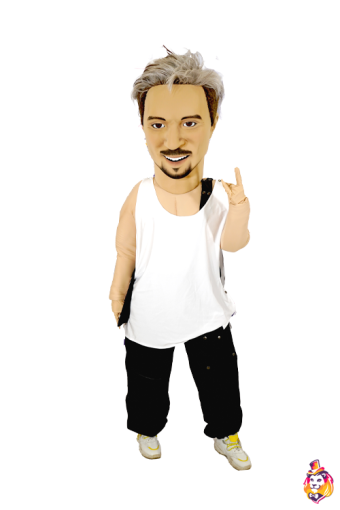 Ростовая кукла Поп-исполнитель